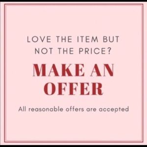 MAKE AN OFFER!!💖💗💕